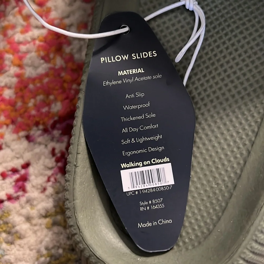 Slyde | pillow slides green - Picture 3 of 4